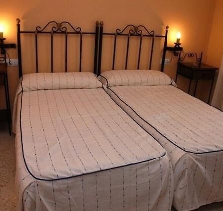 Hotel Don Juan El Coronil Kültér fotó